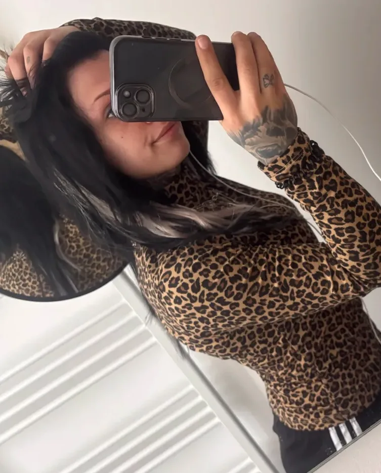 Dilara, 20
