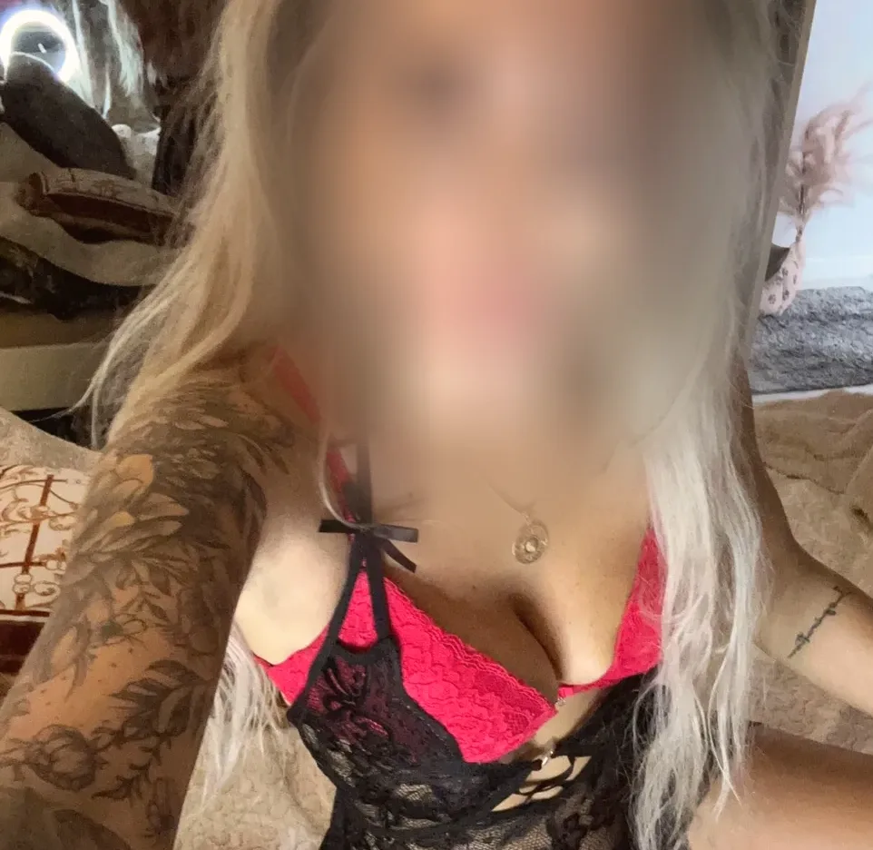 Hajar, 36