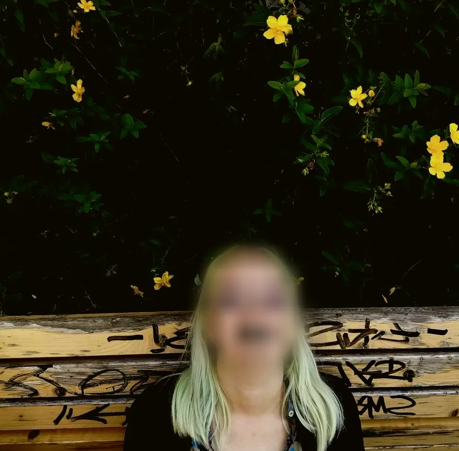 Linda, 19