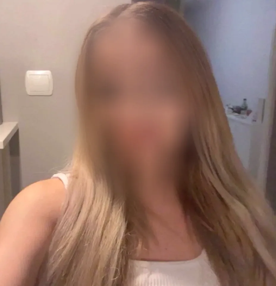 Petra, 24